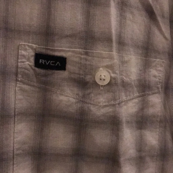 RVCA short Sleeve Button Down Shirt size XL - Picture 2 of 4